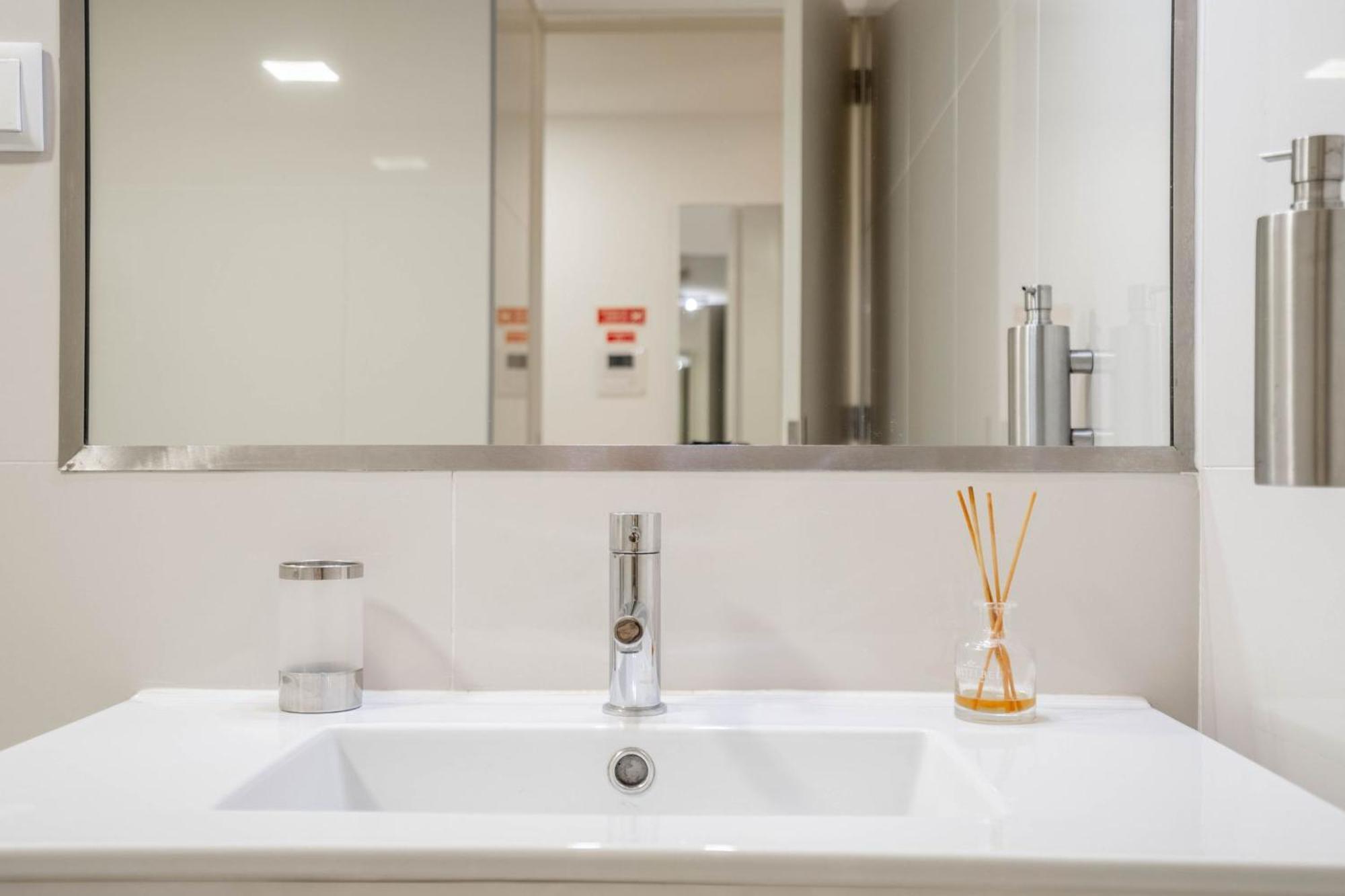 Home At Porto - Aliados Apartments エクステリア 写真